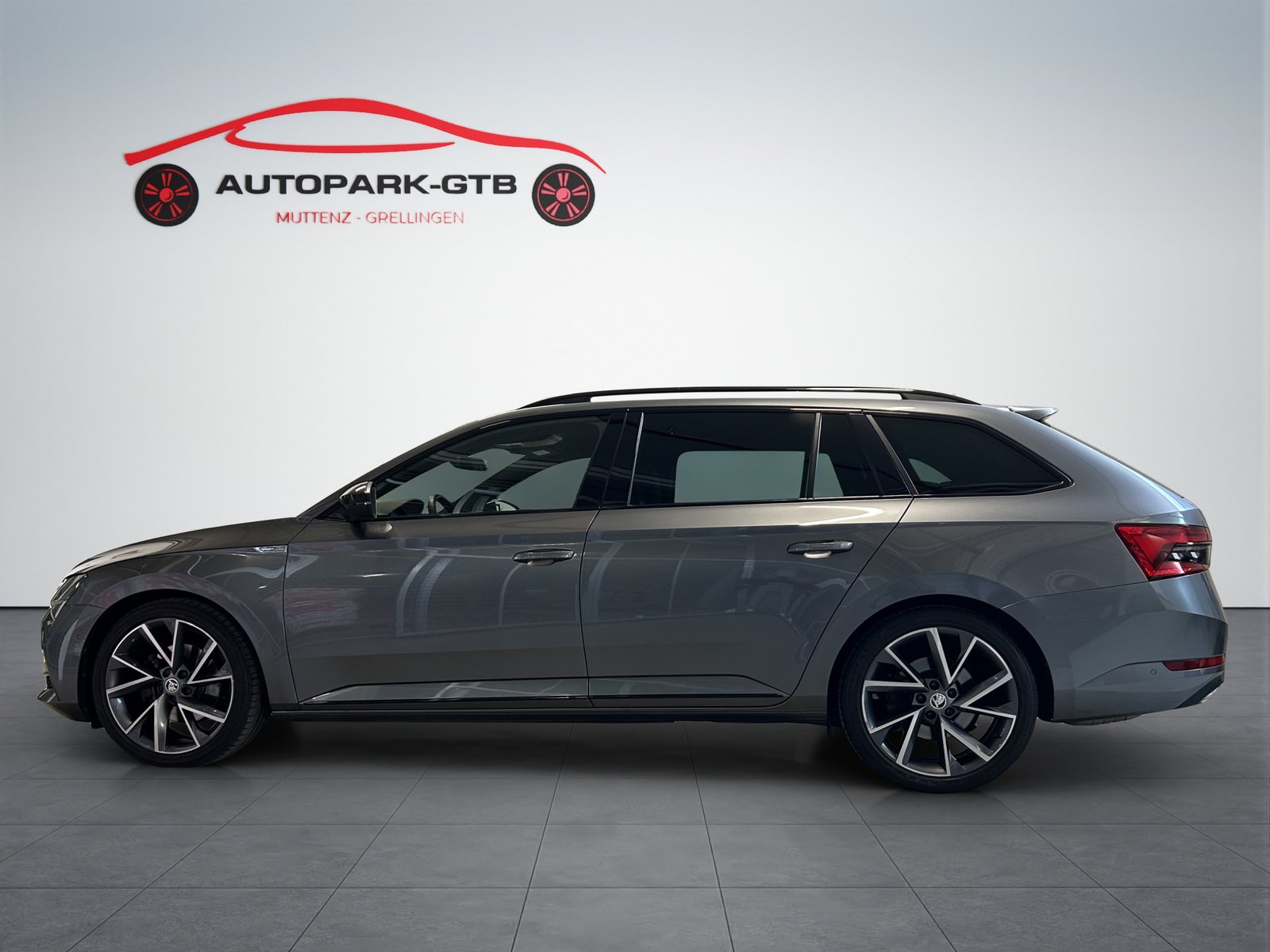 SKODA Superb Combi 2.0 TDi SportLine Light 4x4 DSG, Diesel, Occasioni / Usate, Automatico - 4