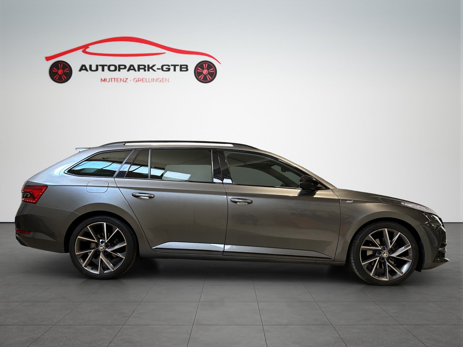 SKODA Superb Combi 2.0 TDi SportLine Light 4x4 DSG, Diesel, Occasioni / Usate, Automatico - 5