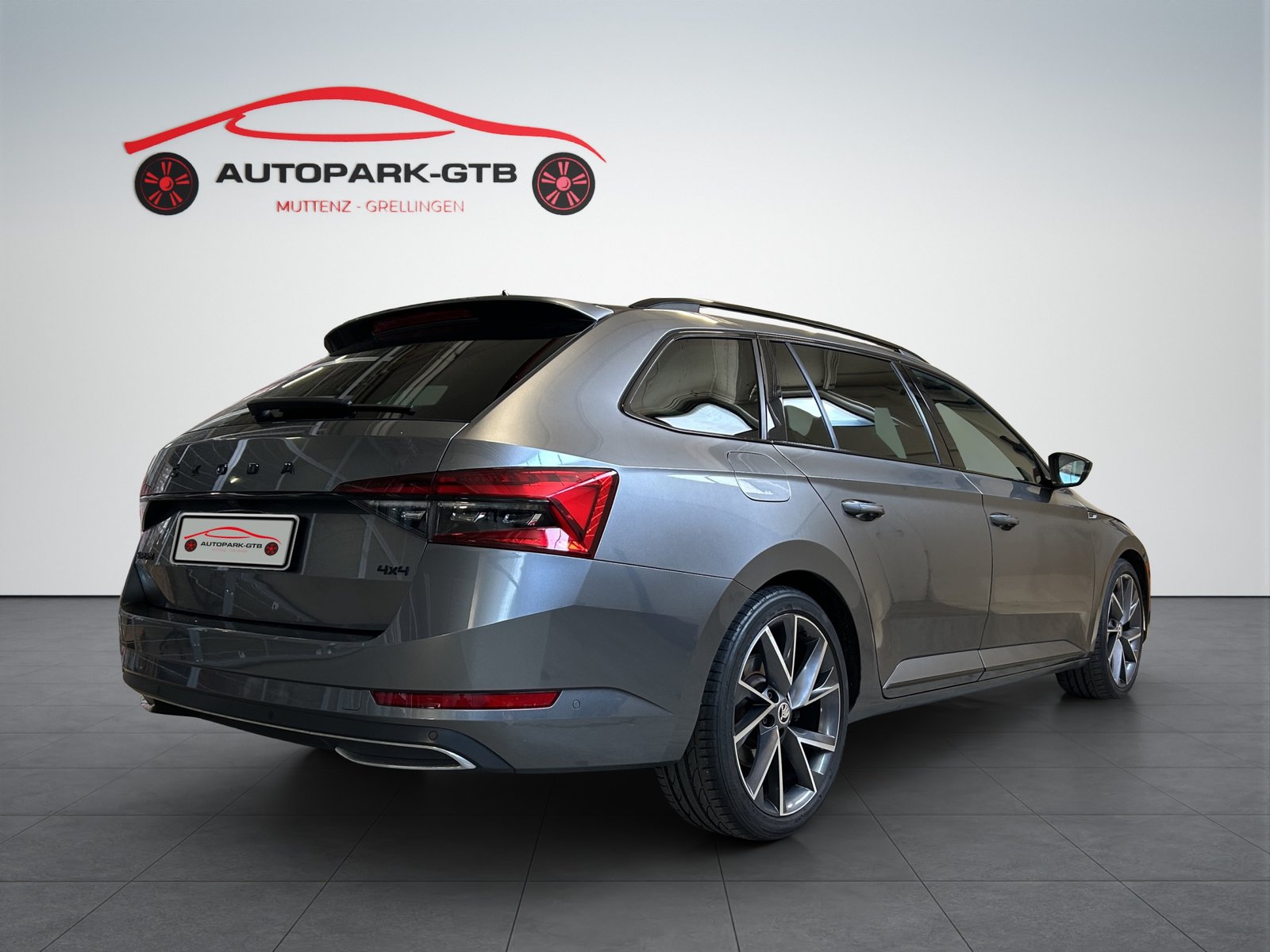 SKODA Superb Combi 2.0 TDi SportLine Light 4x4 DSG, Diesel, Occasioni / Usate, Automatico - 7