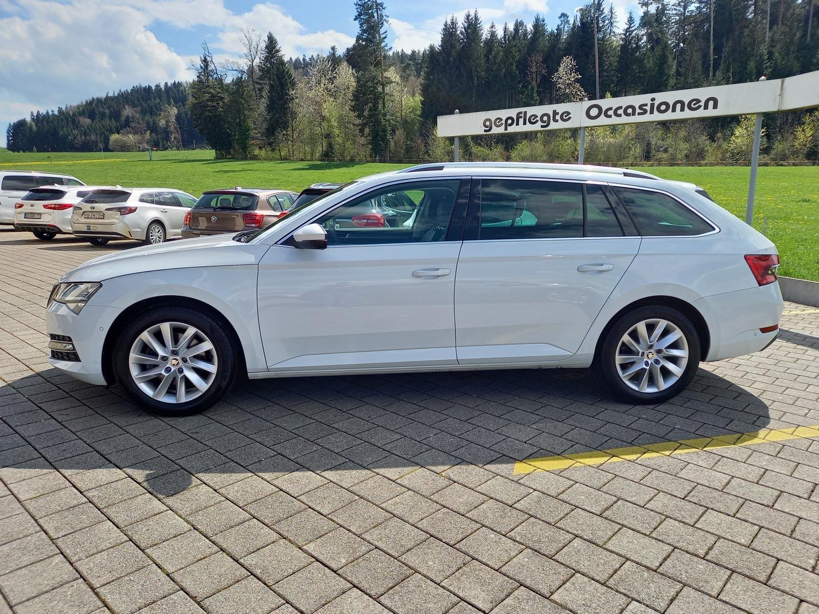SKODA Superb Combi 2.0 TDI 200 Style 4x4 DSG, Diesel, Occasion / Utilisé, Automatique - 3