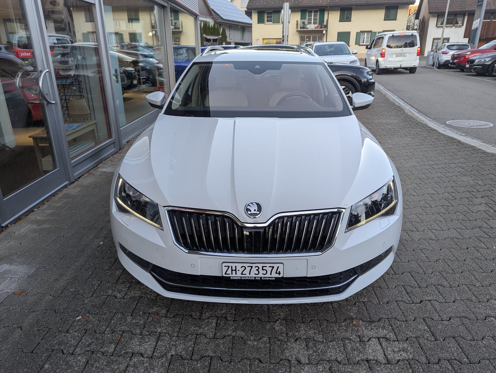 SKODA Superb Combi 2.0 TDi LK 4x4 DSG, Diesel, Occasion / Utilisé, Automatique - 2