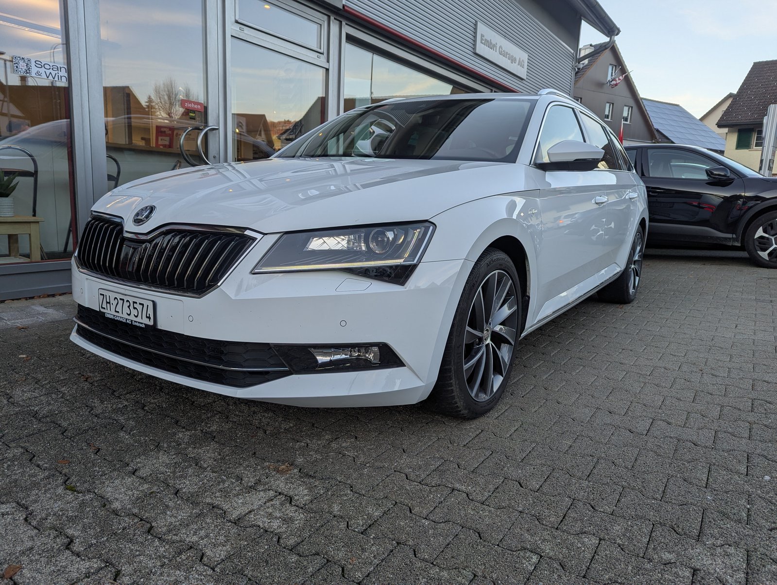 SKODA Superb Combi 2.0 TDi LK 4x4 DSG, Diesel, Occasion / Utilisé, Automatique - 3