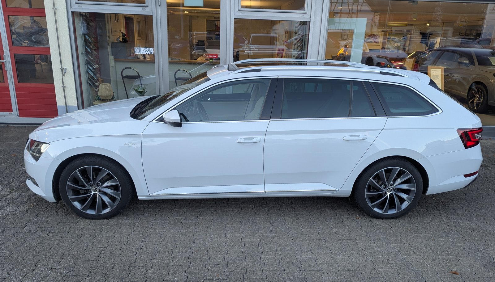 SKODA Superb Combi 2.0 TDi LK 4x4 DSG, Diesel, Occasion / Utilisé, Automatique - 4
