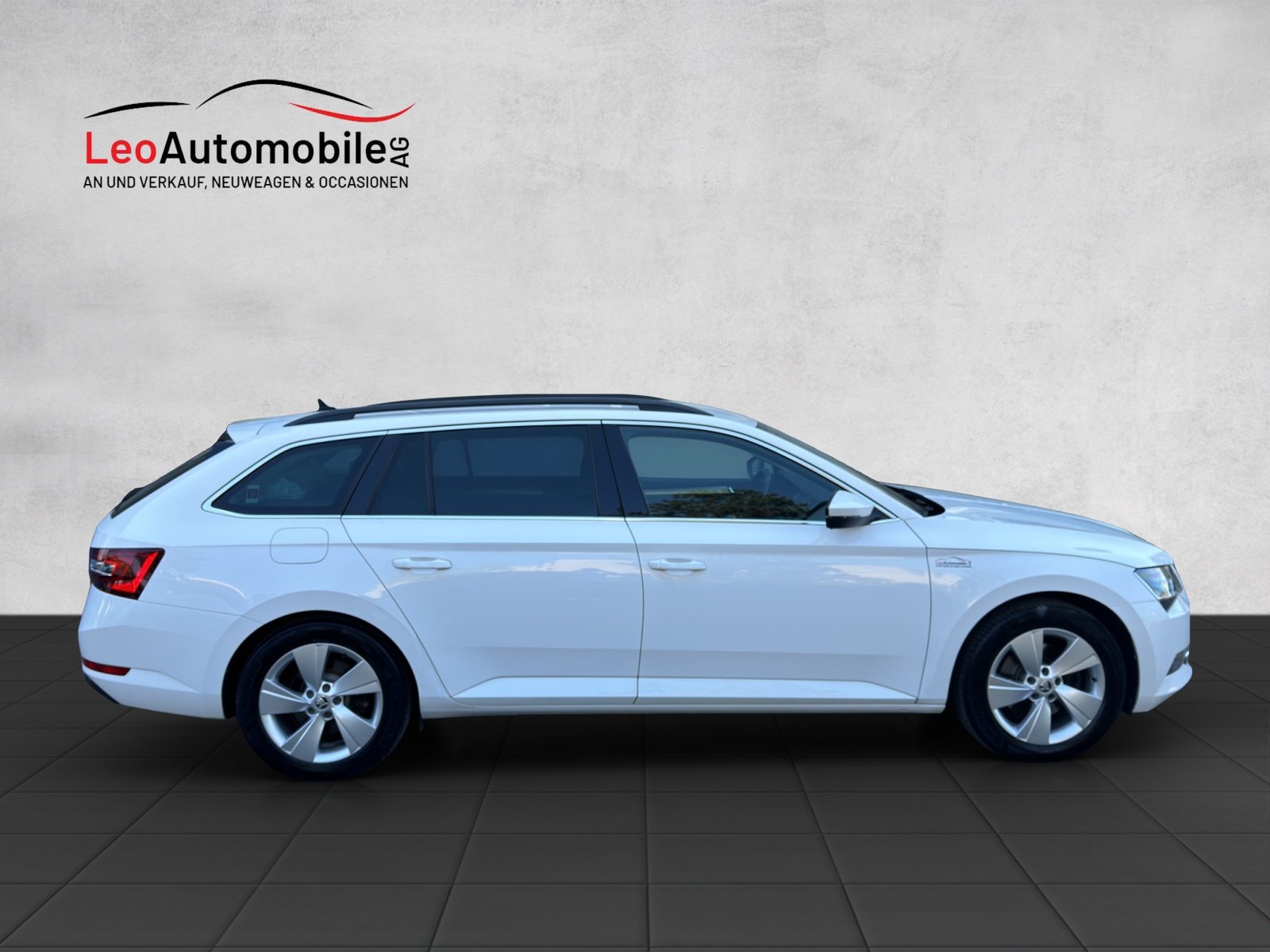SKODA Superb Combi 2.0 TDi Ambition DSG, Diesel, Occasion / Utilisé, Automatique - 6