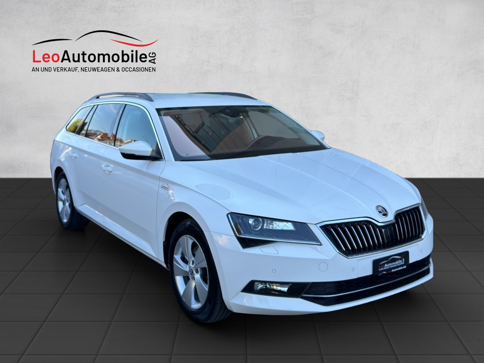 SKODA Superb Combi 2.0 TDi Ambition DSG, Diesel, Occasion / Utilisé, Automatique - 7