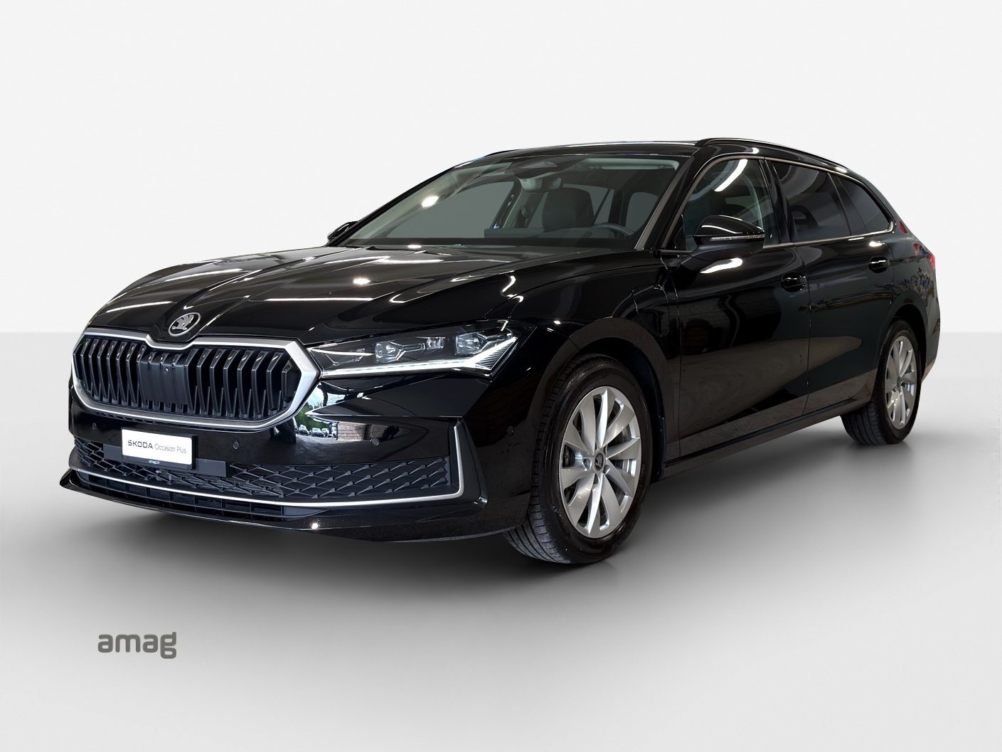 SKODA Superb iV Selection, Voll-Hybrid Benzin/Elektro, Occasion / Gebraucht, Automatik