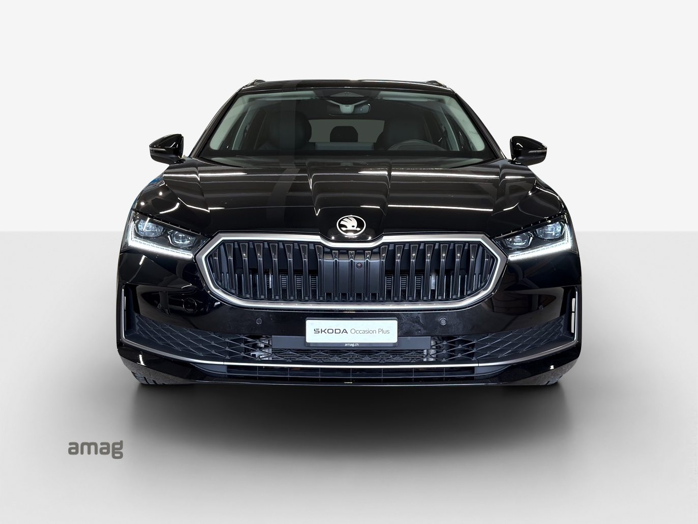 SKODA Superb iV Selection, Voll-Hybrid Benzin/Elektro, Occasion / Gebraucht, Automatik - 7