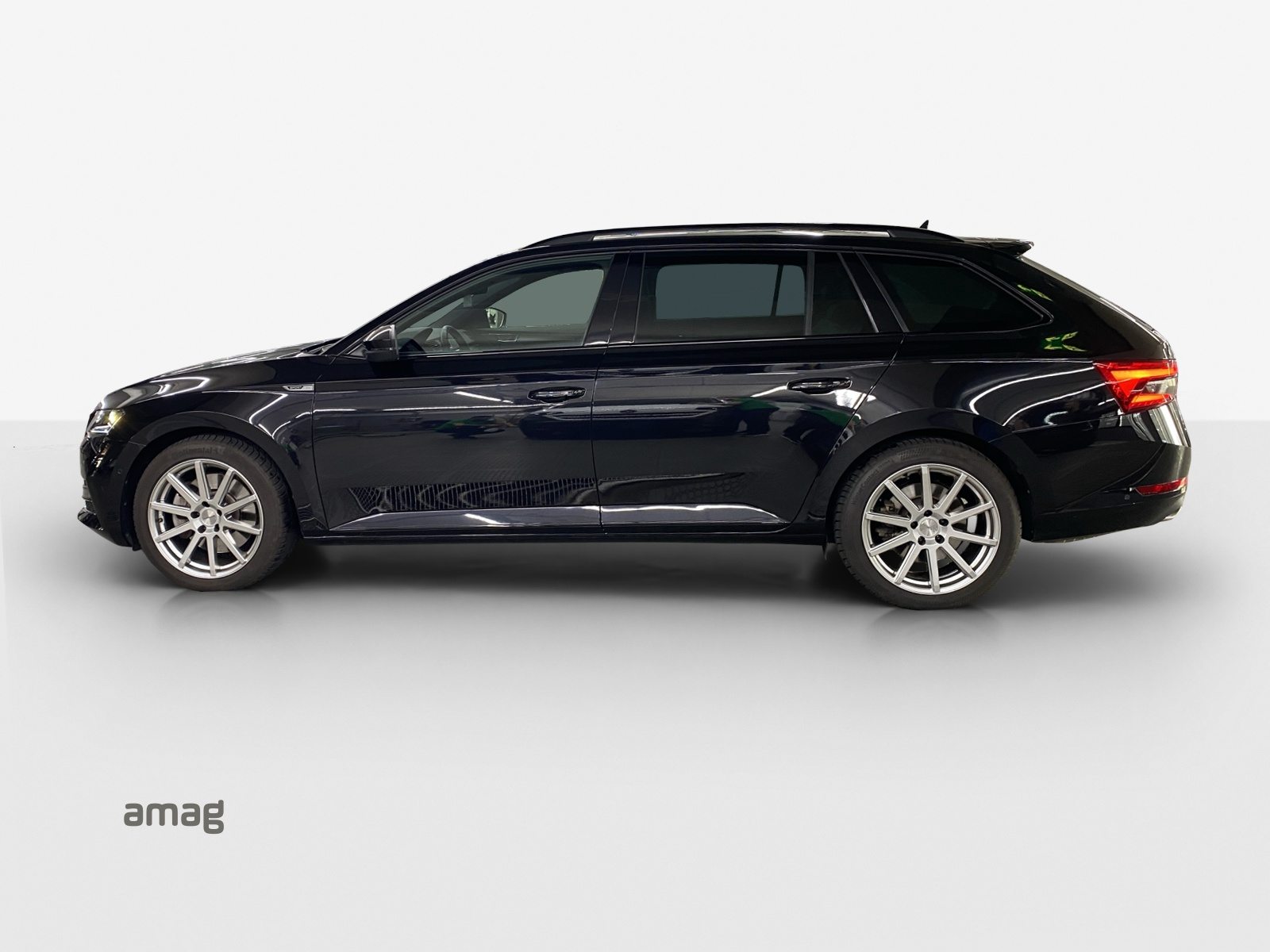 SKODA SUPERB Sportline, Essence, Occasion / Utilisé, Automatique - 2