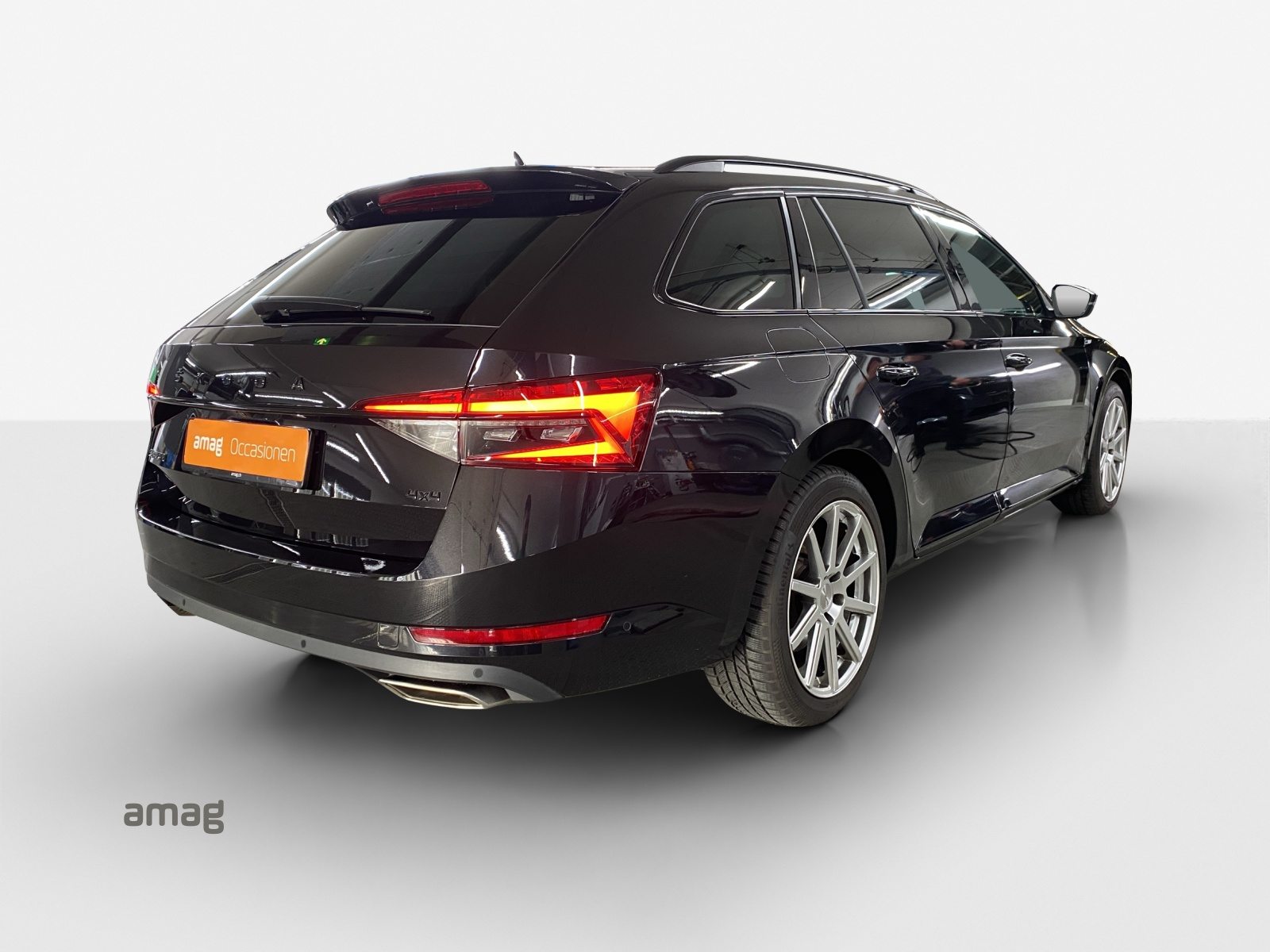 SKODA SUPERB Sportline, Essence, Occasion / Utilisé, Automatique - 5