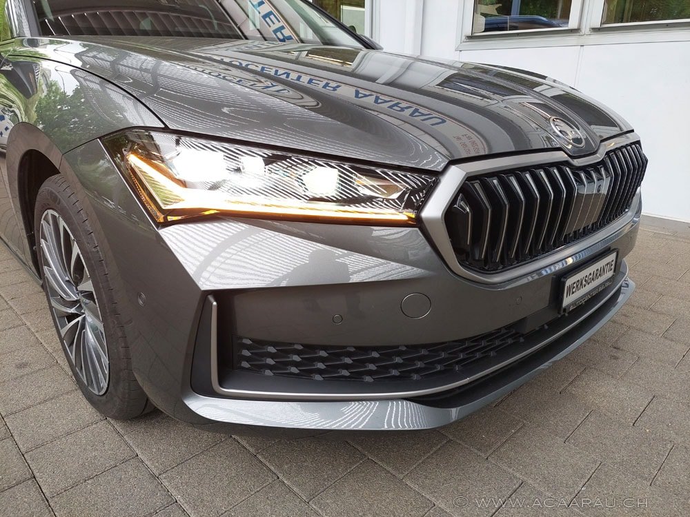 SKODA Superb Combi 2.0 TDi LK 4x4 DSG Video : https://youtu., Diesel, Occasion / Gebraucht, Automatik - 6