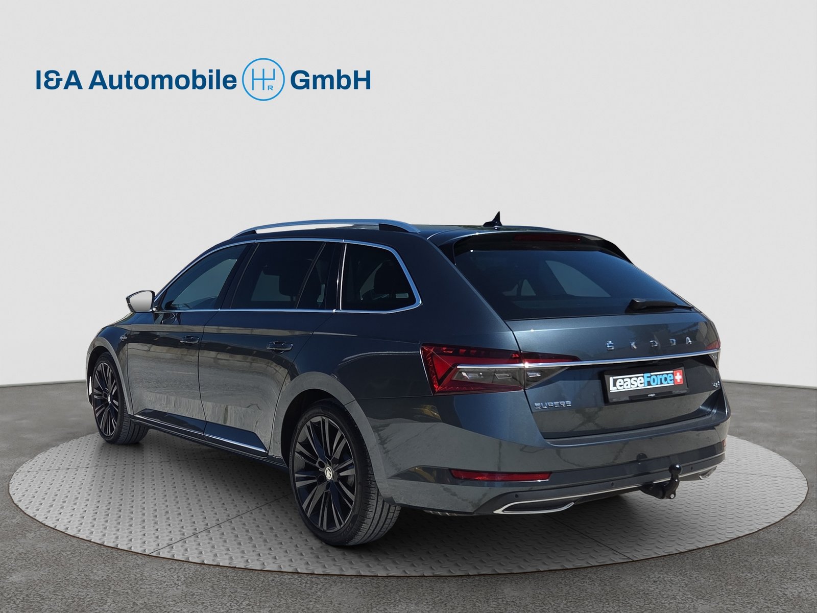 SKODA Superb Combi 2.0 TDi LK 4x4 DSG, Diesel, Occasion / Utilisé, Automatique - 3