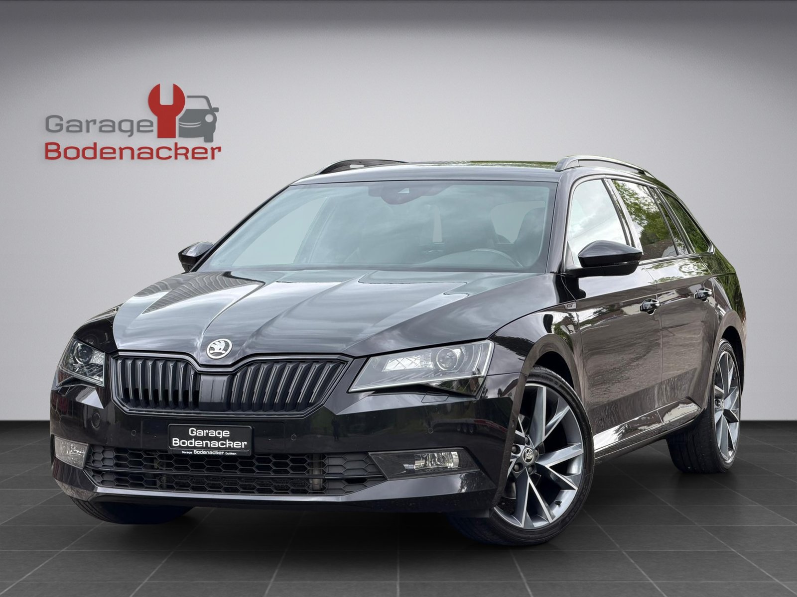 SKODA Superb Combi 2.0 TDi SportLine+ 4x4 DSG