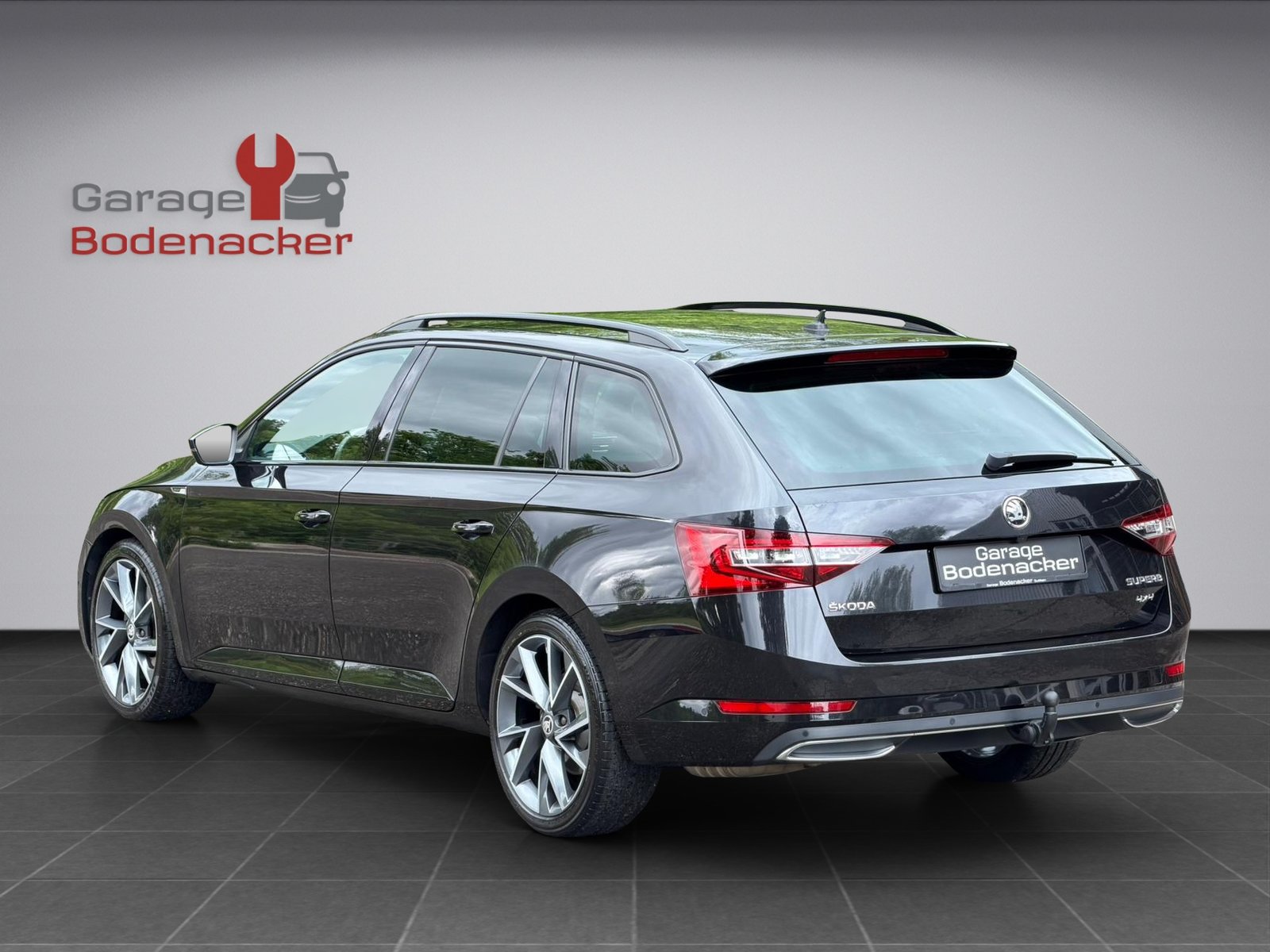 SKODA Superb Combi 2.0 TDi SportLine+ 4x4 DSG, Diesel, Occasion / Gebraucht, Automatik - 4