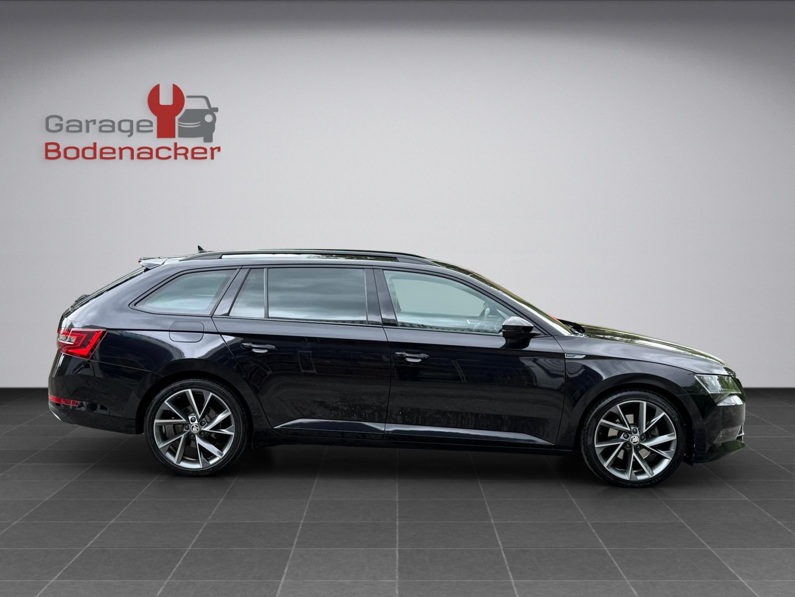 SKODA Superb Combi 2.0 TDi SportLine+ 4x4 DSG, Diesel, Occasion / Gebraucht, Automatik - 6