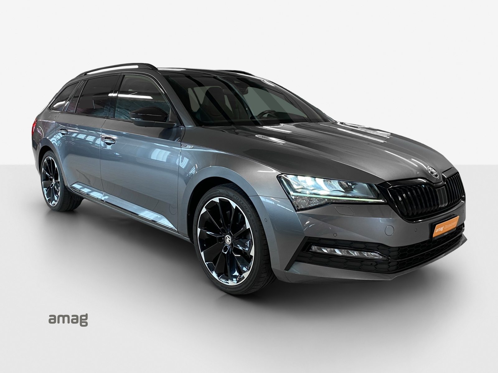 SKODA Superb Sportline "Light", Essence, Occasion / Utilisé, Automatique - 6