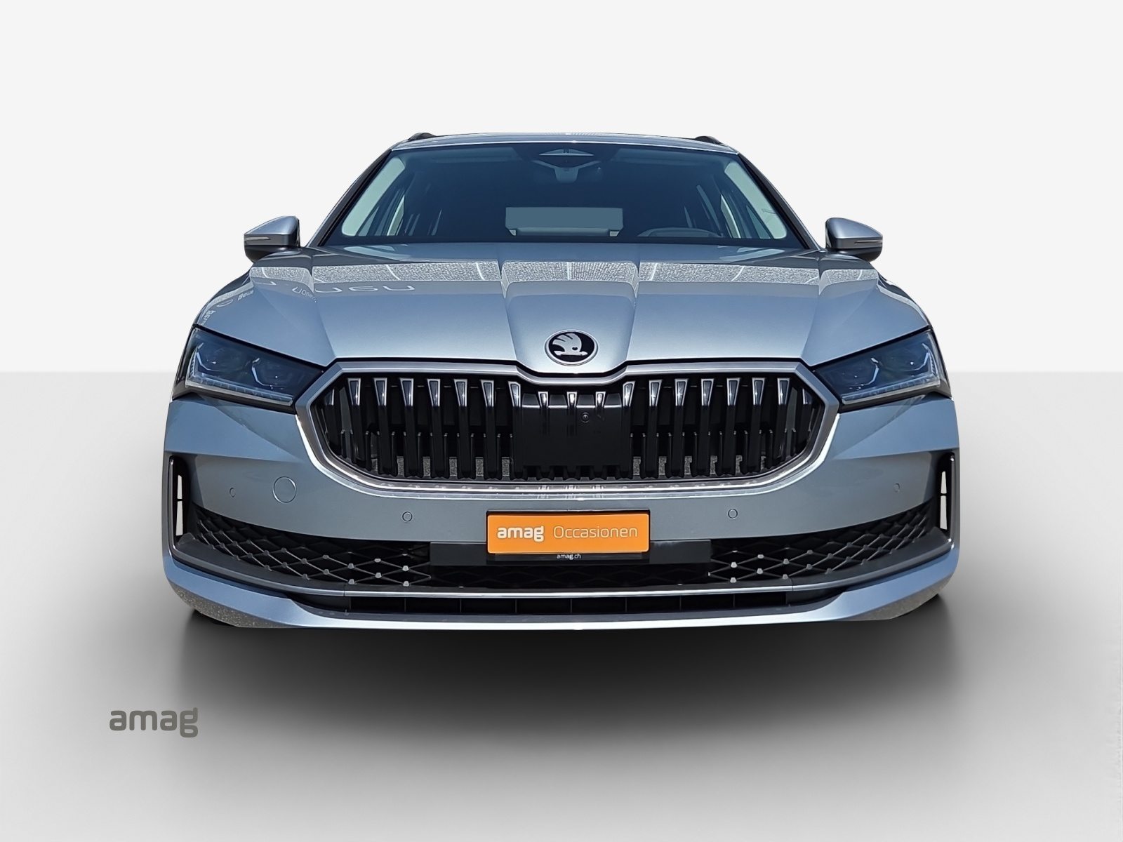 SKODA Superb iV Selection, Full-Hybrid Petrol/Electric, Second hand / Used, Automatic - 7