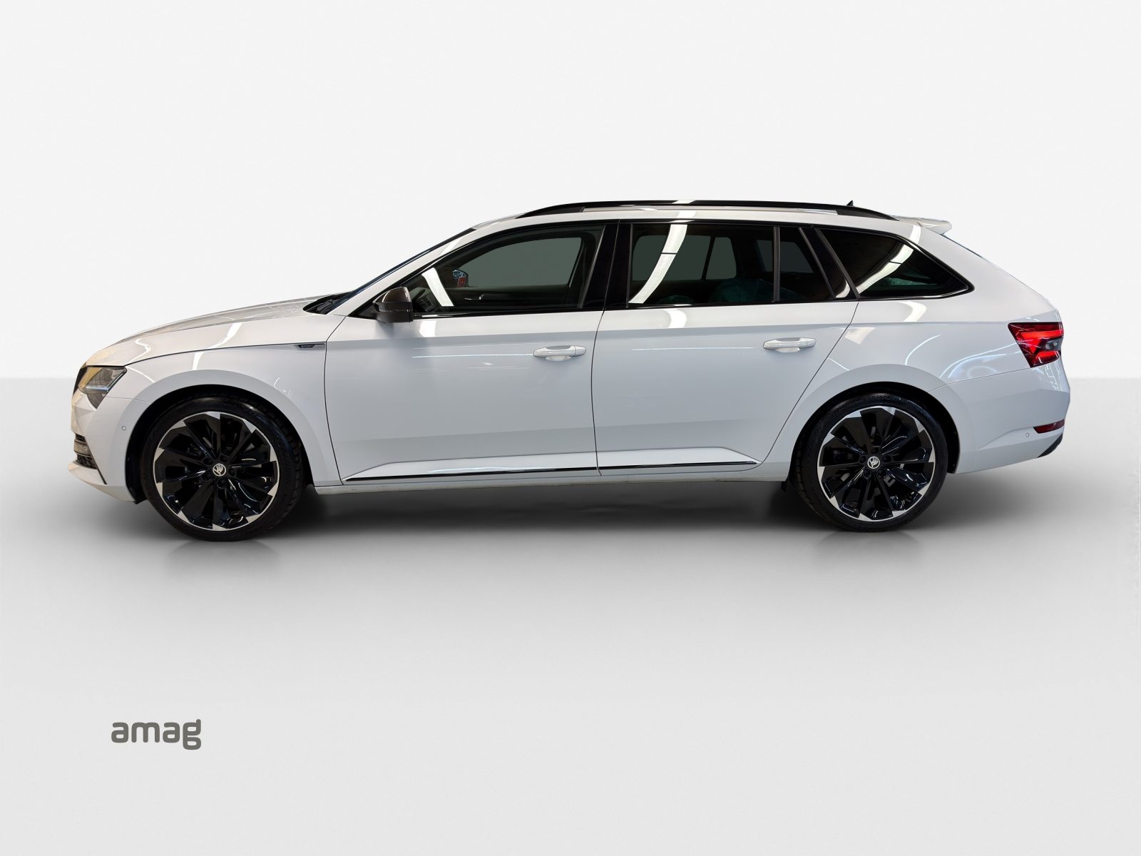 SKODA SUPERB iV SportLine Plug-In-Hybrid, Voll-Hybrid Benzin/Elektro, Occasion / Gebraucht, Automatik - 2