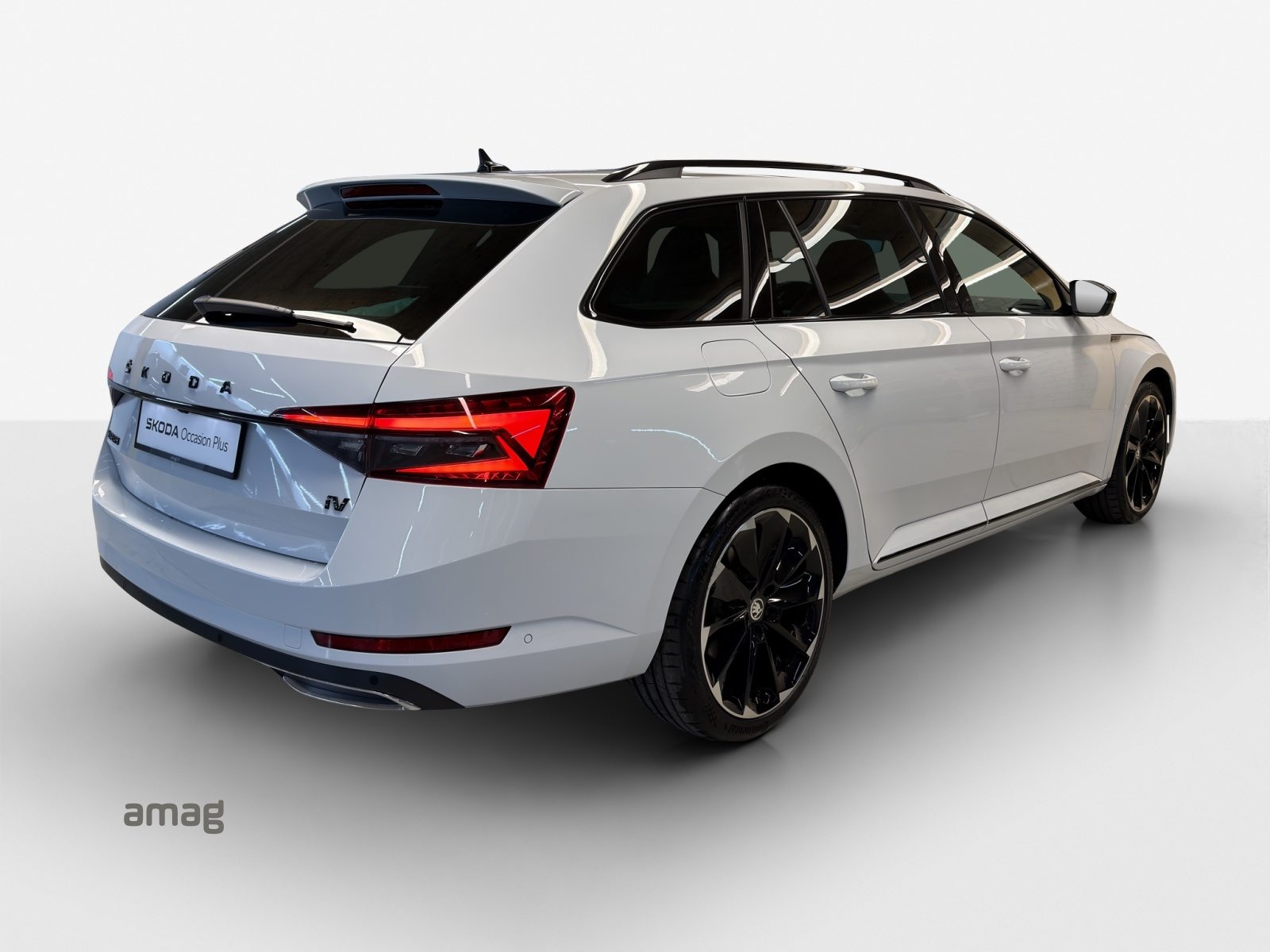 SKODA SUPERB iV SportLine Plug-In-Hybrid, Voll-Hybrid Benzin/Elektro, Occasion / Gebraucht, Automatik - 5