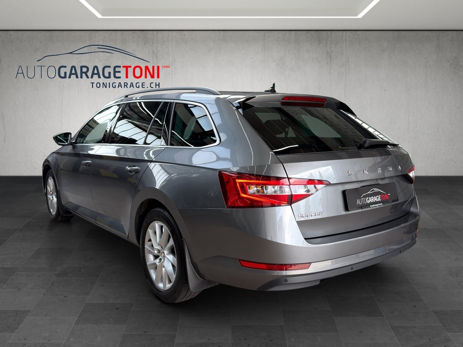 SKODA Superb Combi 1.5 TSI Ambition DSG *Werksgarantie bis, Benzin, Occasion / Gebraucht, Automatik - 7