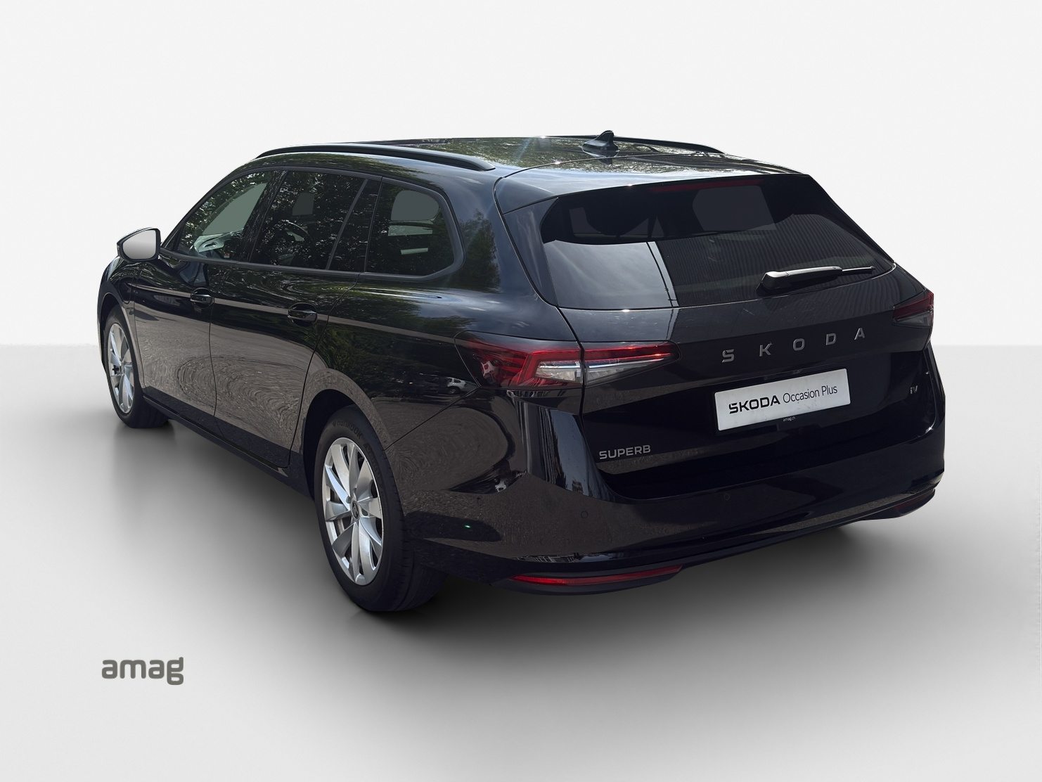 SKODA Superb iV Selection, Voll-Hybrid Benzin/Elektro, Occasion / Gebraucht, Automatik - 3
