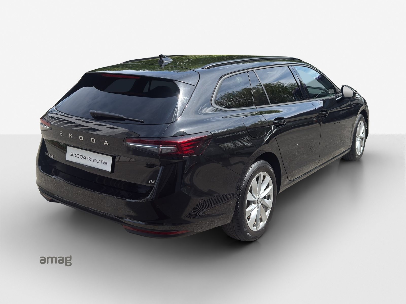 SKODA Superb iV Selection, Voll-Hybrid Benzin/Elektro, Occasion / Gebraucht, Automatik - 5