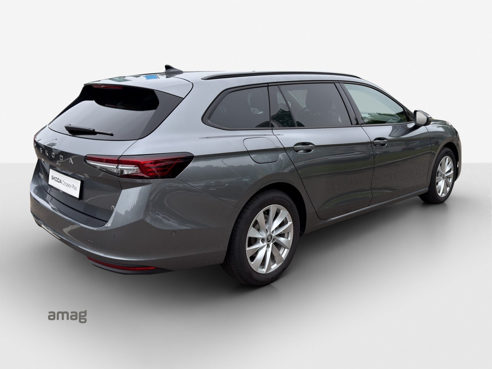 SKODA Superb iV Selection, Voll-Hybrid Benzin/Elektro, Occasion / Gebraucht, Automatik - 5