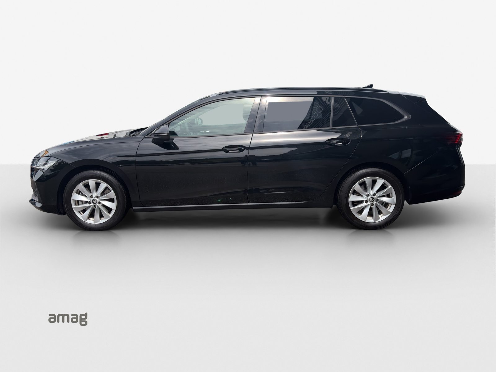 SKODA Superb Selection, Diesel, Second hand / Used, Automatic - 2