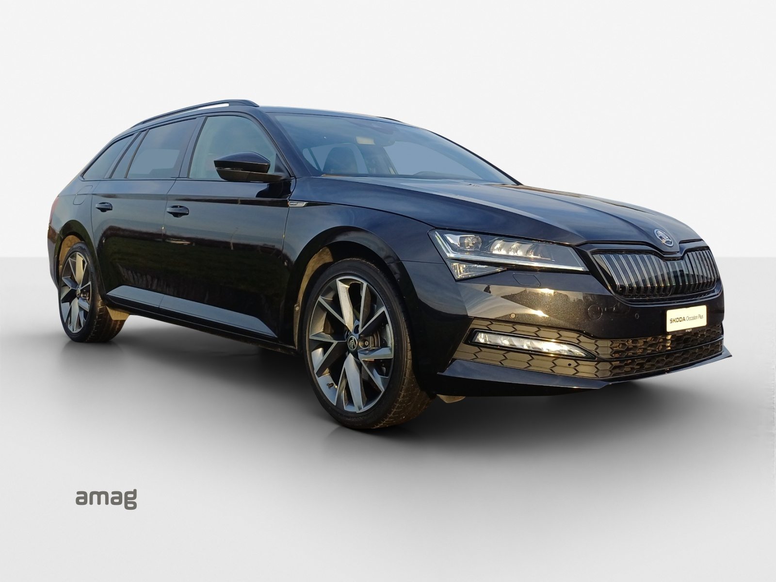 SKODA Superb 1.4 PHEV SportLine, Benzin, Occasion / Gebraucht, Automatik - 6