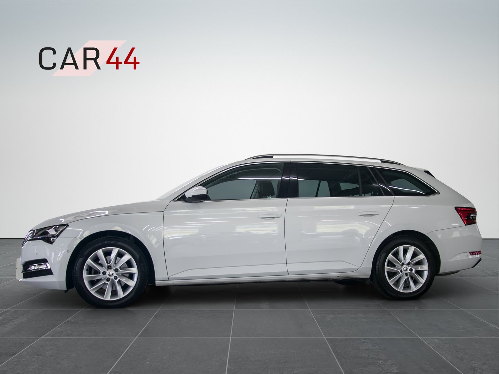 SKODA Superb Combi 2.0 TDi Style 4x4 DSG, Diesel, Occasion / Gebraucht, Automatik - 2