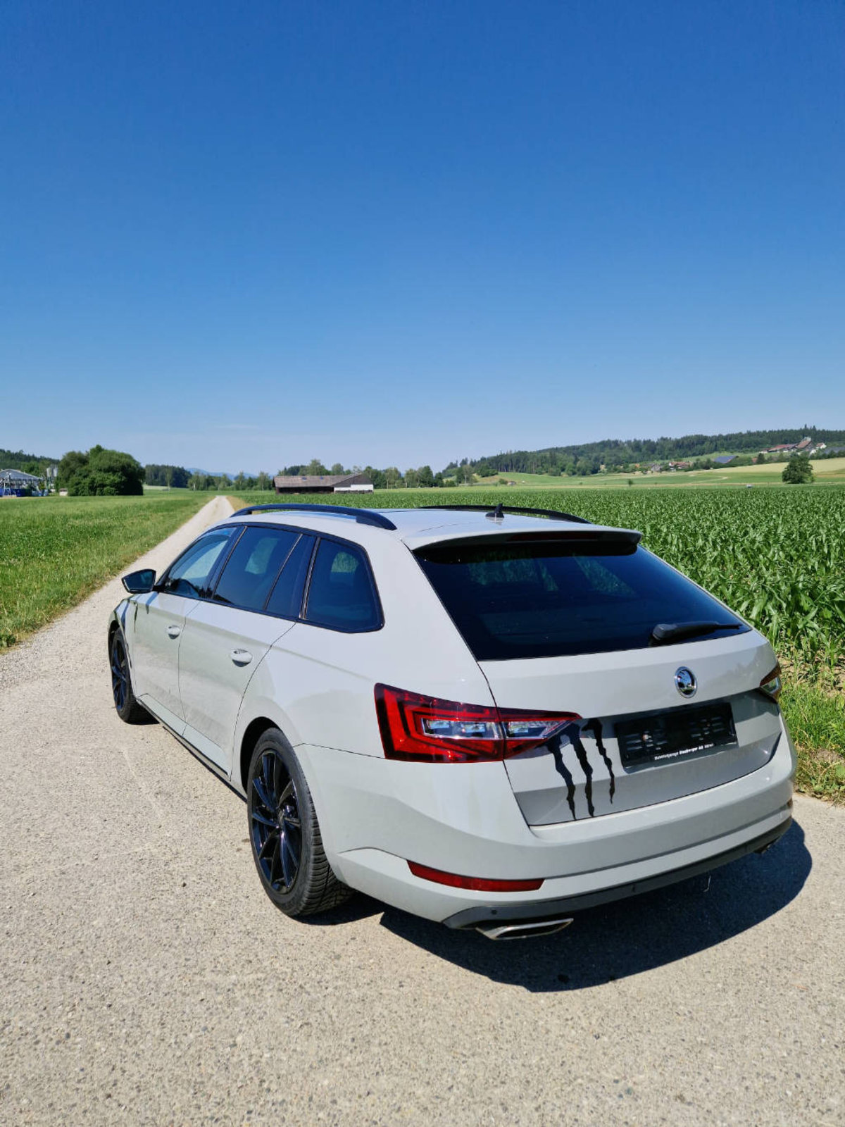 SKODA Superb Combi 2.0 TSI 280 SportLine+ 4x4 DSG, Benzin, Occasion / Gebraucht, Automatik - 2
