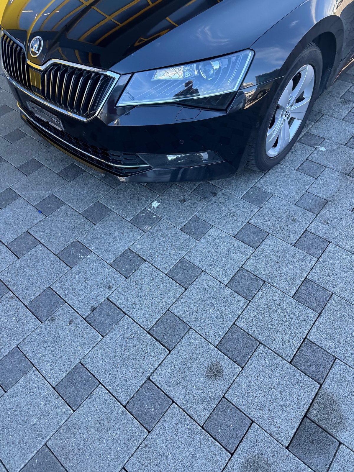 SKODA Superb Combi 2.0 TDi Style 4x4 DSG, Diesel, Occasioni / Usate, Automatico - 2