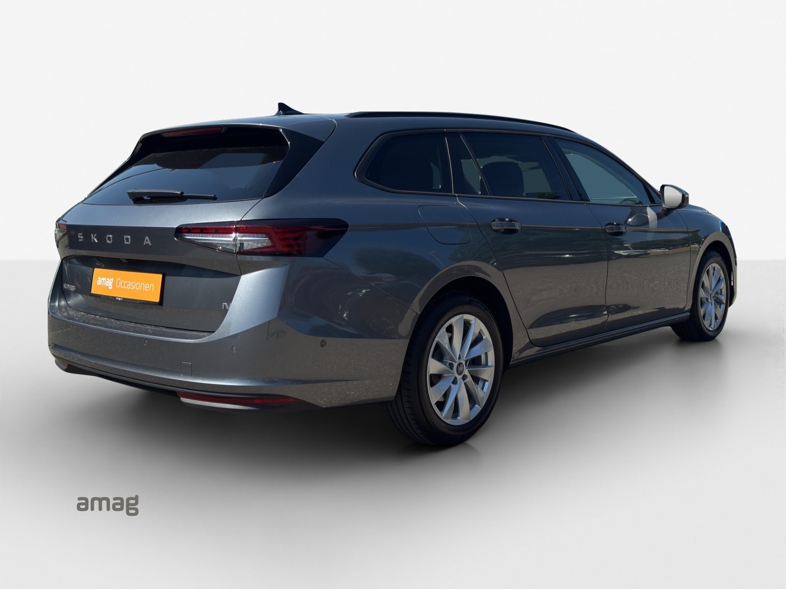 SKODA Superb iV Selection, Voll-Hybrid Benzin/Elektro, Occasion / Gebraucht, Automatik - 5