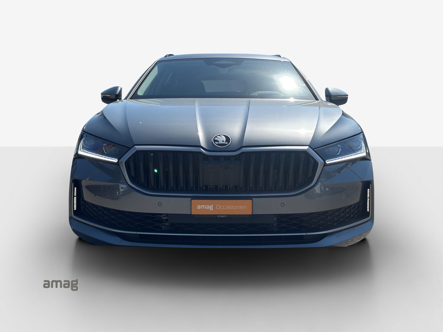 SKODA Superb iV Selection, Voll-Hybrid Benzin/Elektro, Occasion / Gebraucht, Automatik - 7