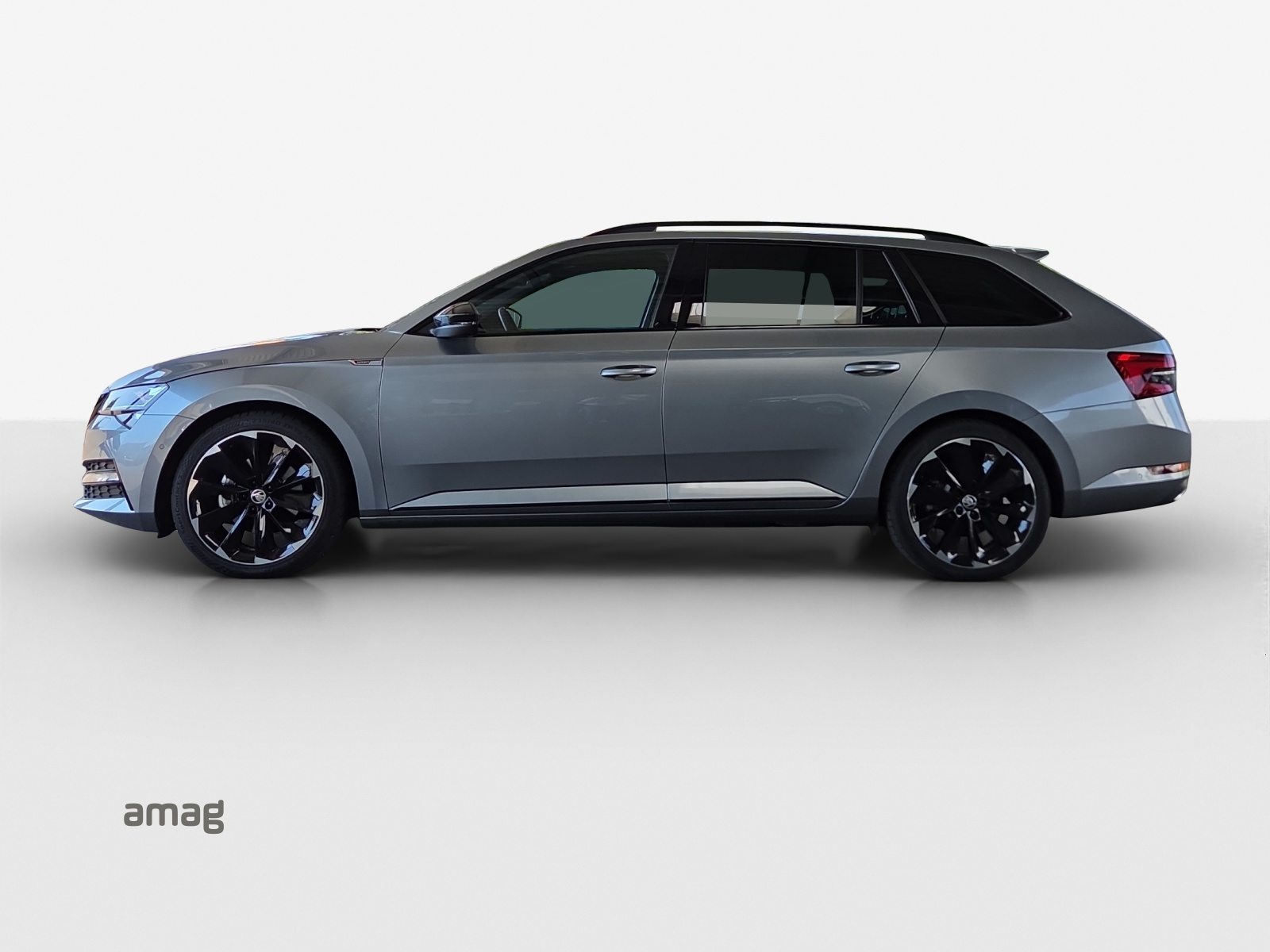 SKODA SUPERB SportLine Plug-In-Hybrid, Full-Hybrid Petrol/Electric, Second hand / Used, Automatic - 2