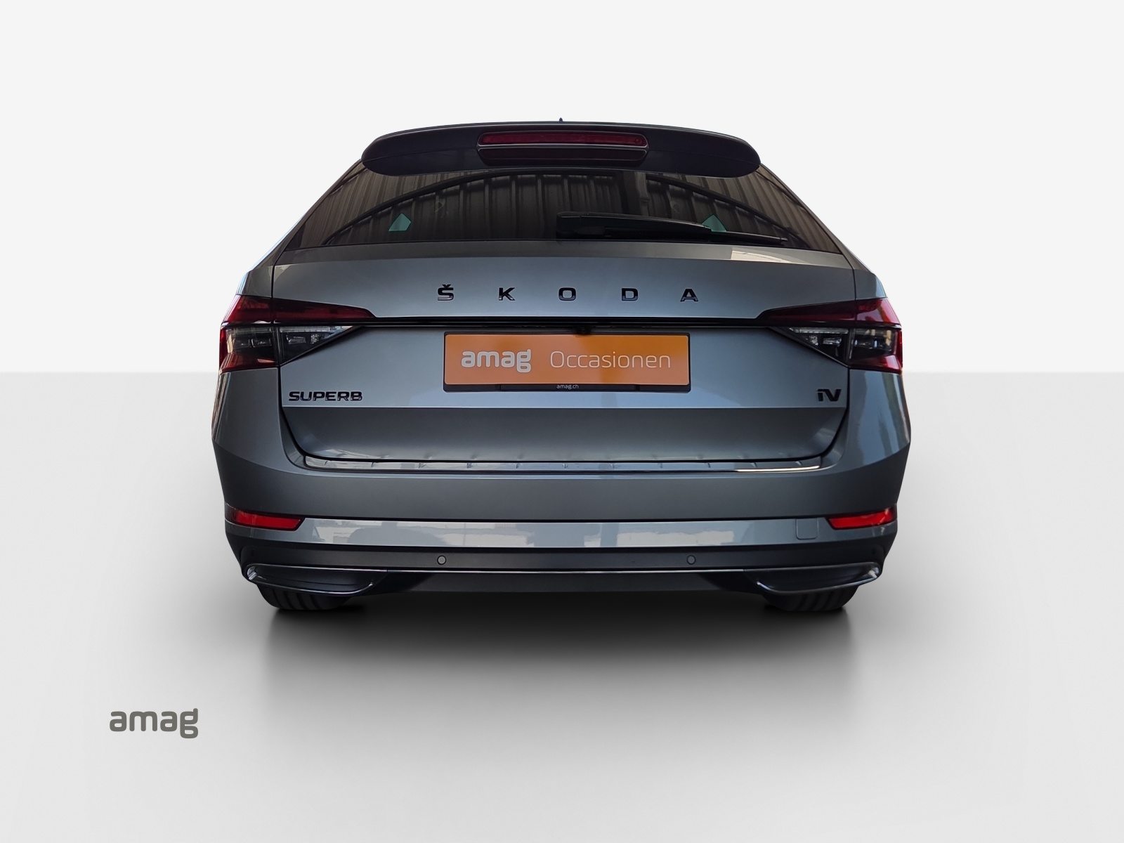 SKODA SUPERB SportLine Plug-In-Hybrid, Full-Hybrid Petrol/Electric, Second hand / Used, Automatic - 4