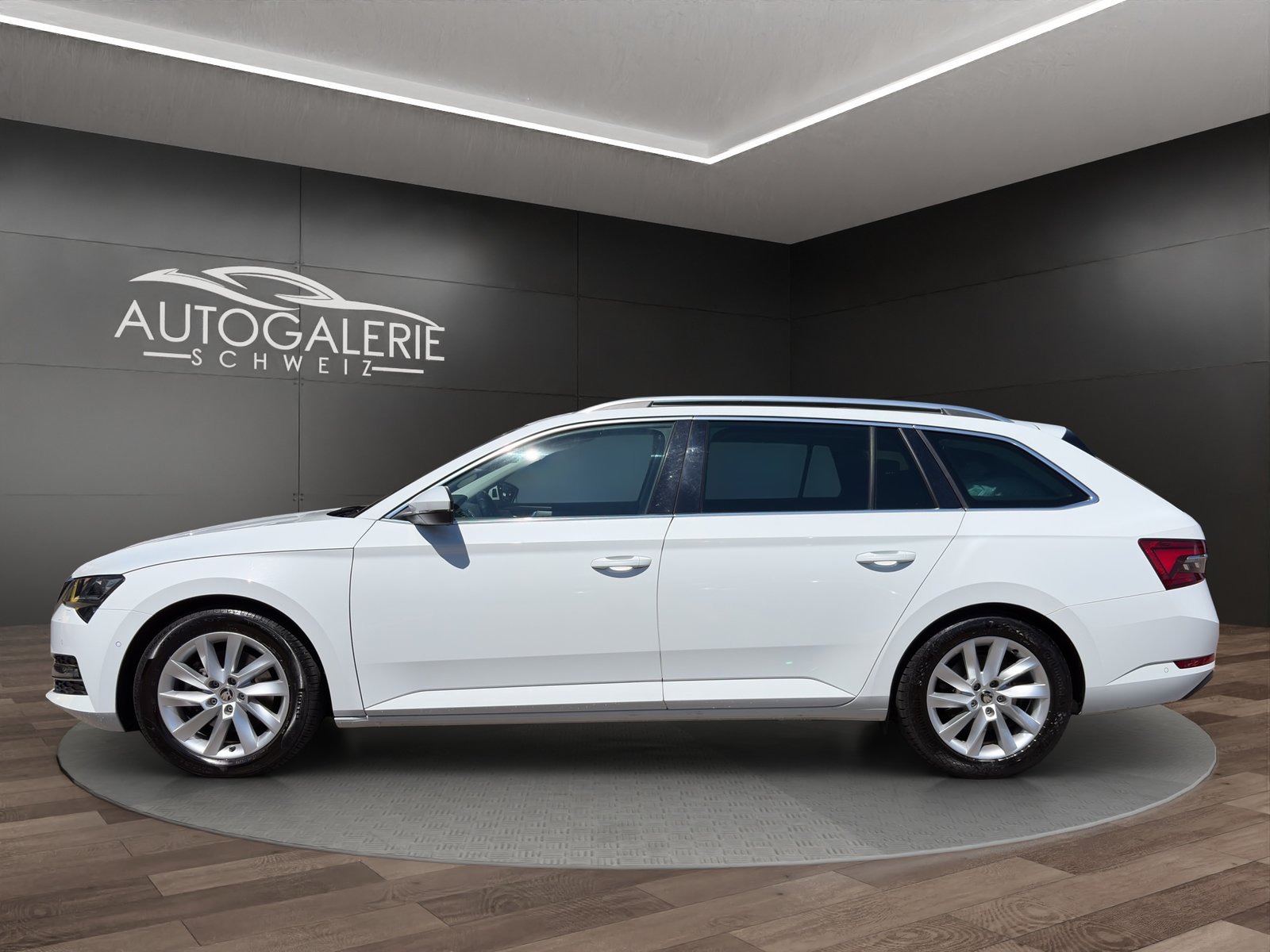 SKODA Superb Combi 2.0 TDi Style 4x4 DSG CH Fahrzeug mySko, Diesel, Occasioni / Usate, Automatico - 2