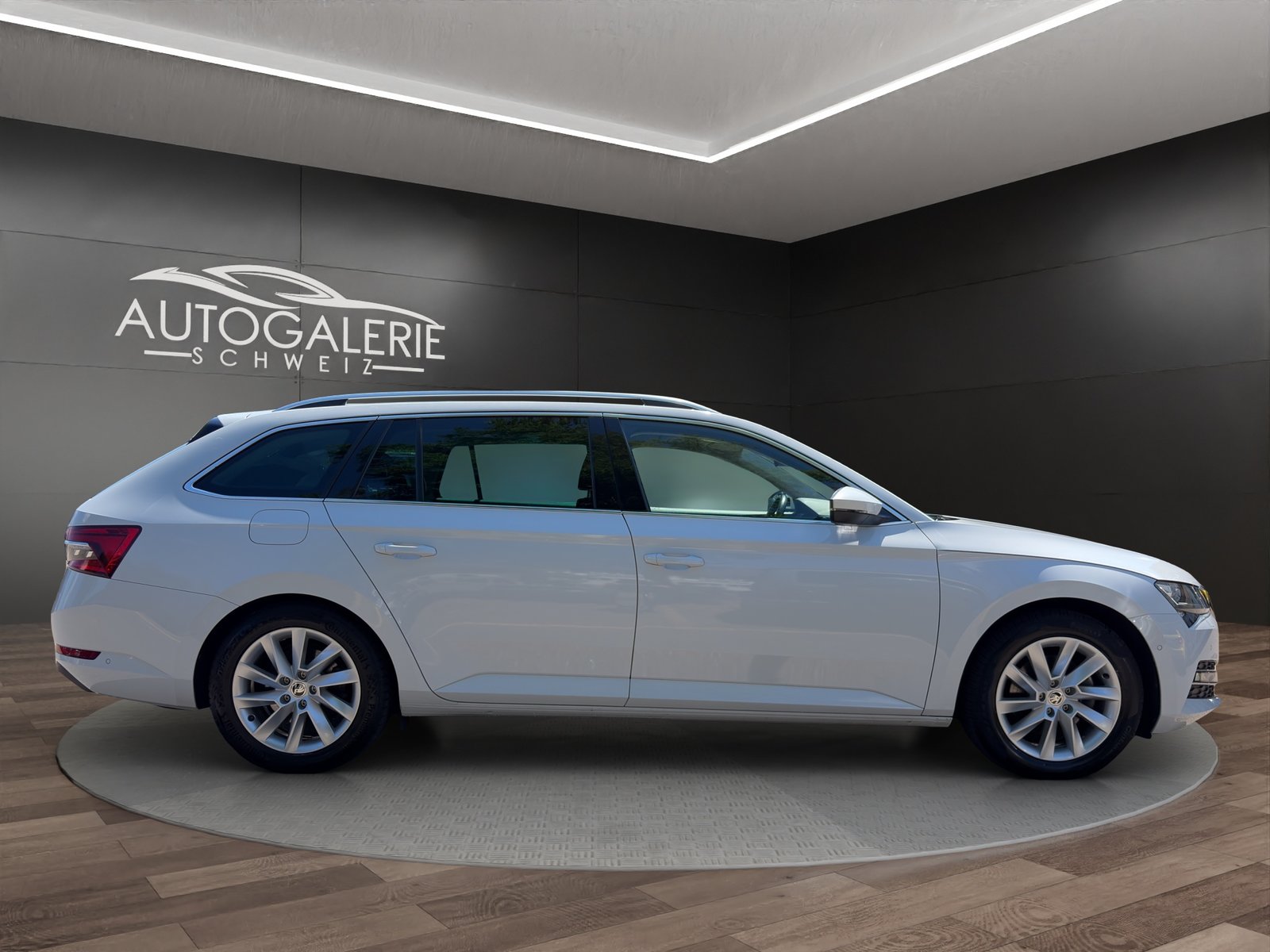 SKODA Superb Combi 2.0 TDi Style 4x4 DSG CH Fahrzeug mySko, Diesel, Occasioni / Usate, Automatico - 6
