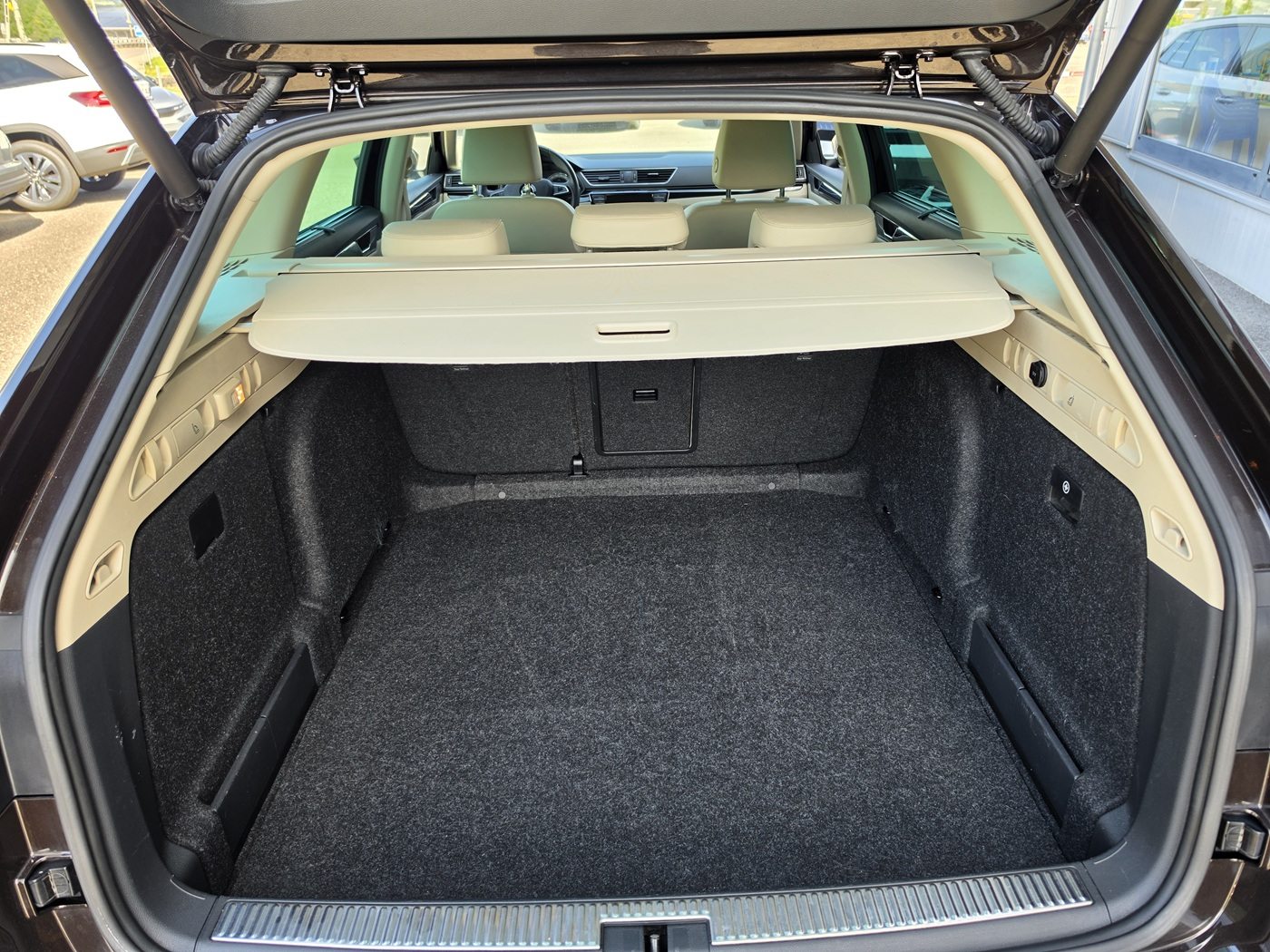 SKODA Superb 2.0 TSI L&K 4x4, Benzina, Occasioni / Usate, Automatico - 5
