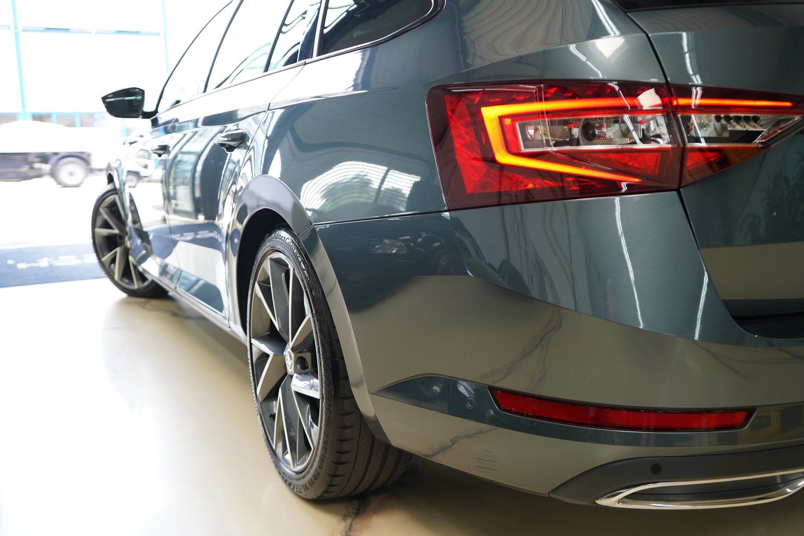 SKODA Superb Combi 2.0 TDi SportLine+ 4x4 DSG, Diesel, Occasioni / Usate, Automatico - 7