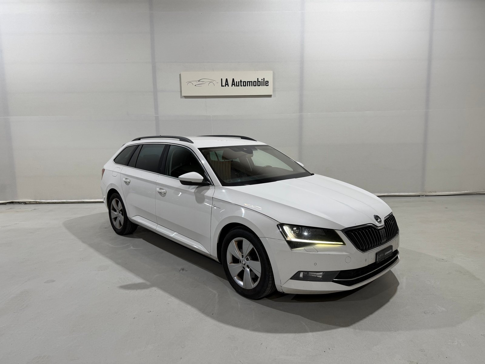 SKODA Superb Combi 2.0 TDi Ambition 4x4 DSG, Diesel, Occasion / Gebraucht, Automatik - 5