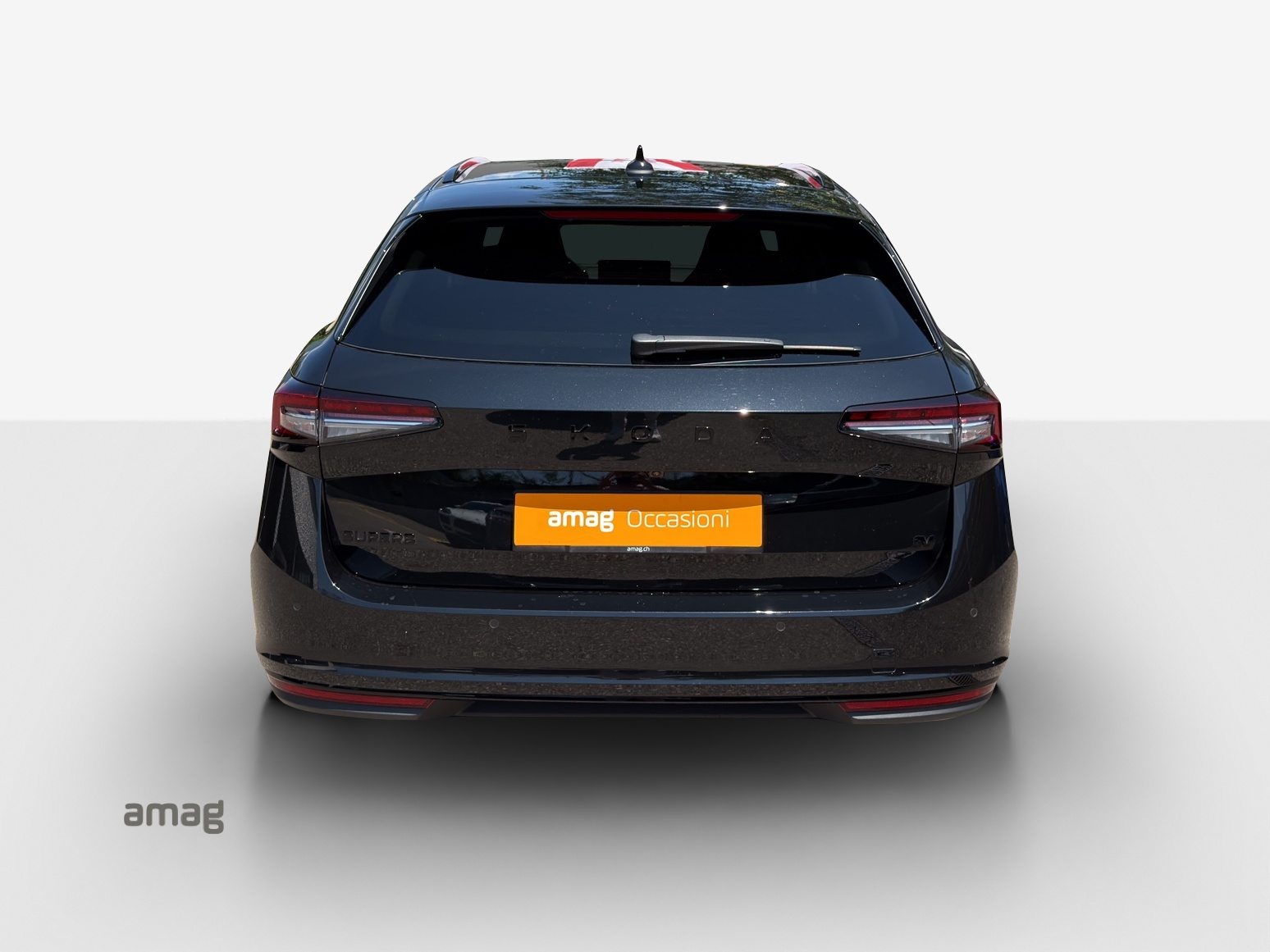 SKODA Superb iV Sportline, Hybride Intégral Essence/Électricité, Occasion / Utilisé, Automatique - 4