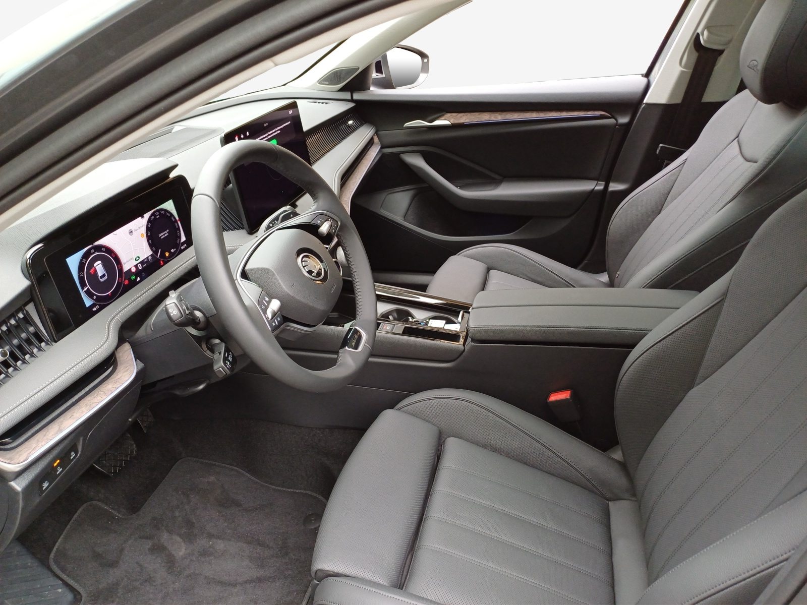SKODA Superb L&K, Diesel, Occasion / Gebraucht, Automatik - 7