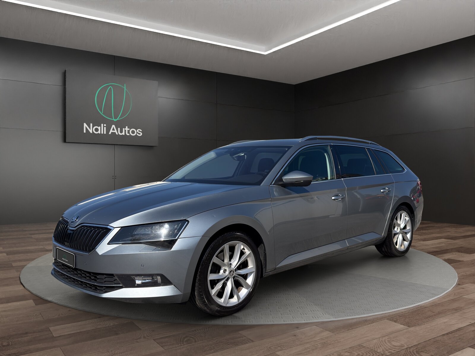 SKODA Superb Combi 2.0 TDi Style DSG, Diesel, Occasion / Utilisé, Automatique - 2