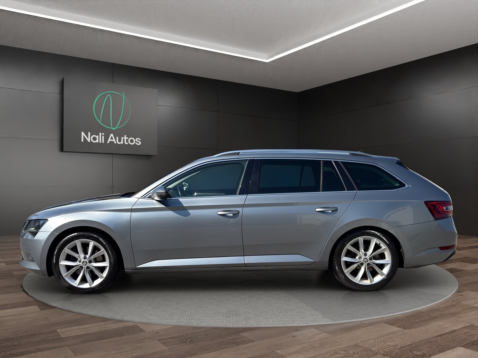 SKODA Superb Combi 2.0 TDi Style DSG, Diesel, Occasion / Utilisé, Automatique - 4