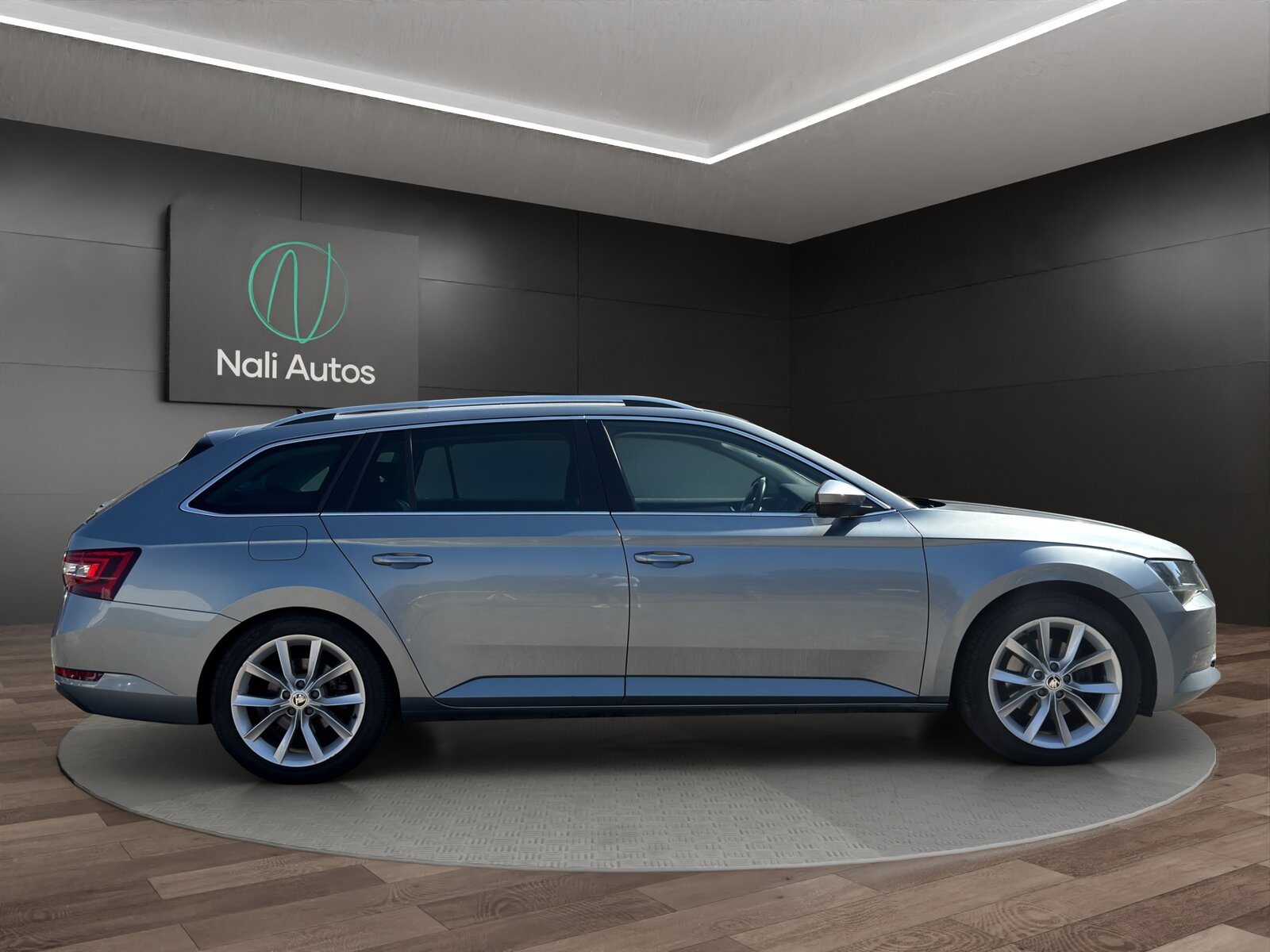 SKODA Superb Combi 2.0 TDi Style DSG, Diesel, Occasion / Utilisé, Automatique - 5