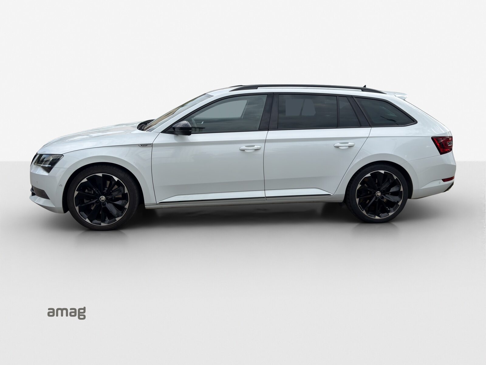 SKODA SUPERB Combi Sportline Plus, Essence, Occasion / Utilisé, Automatique - 2