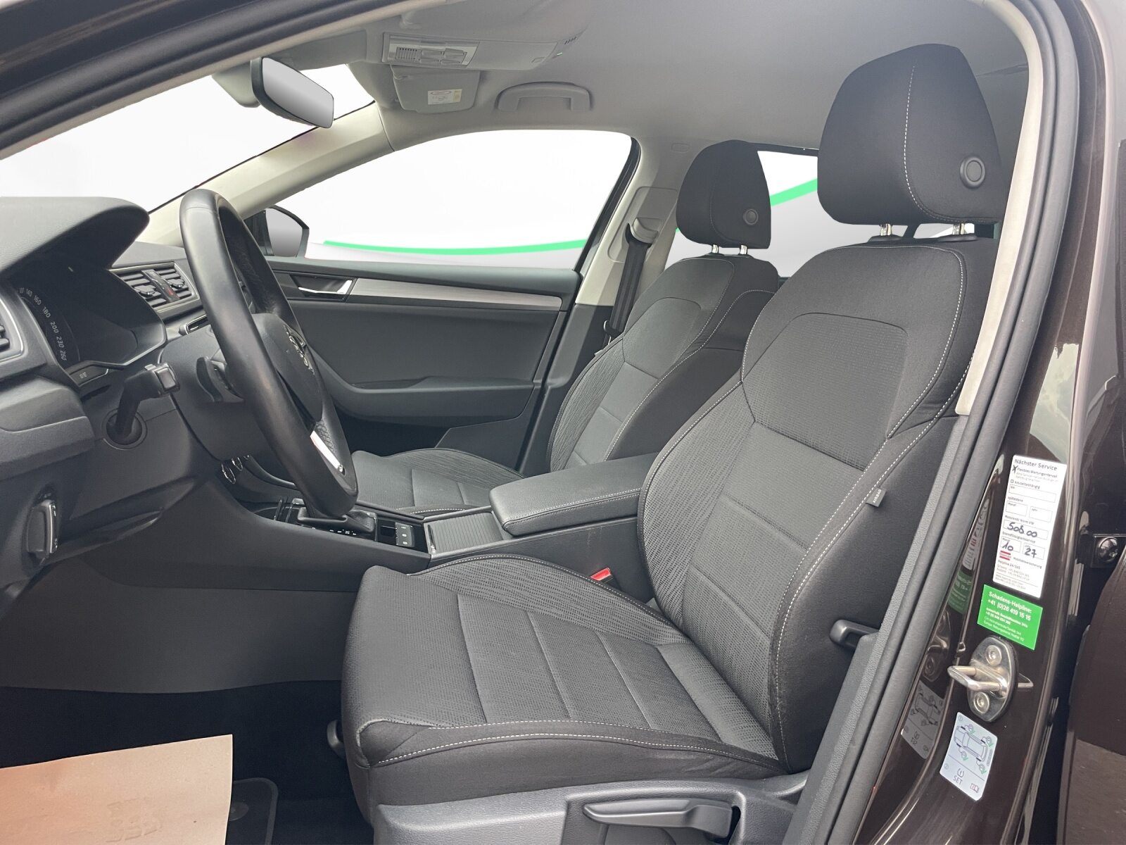SKODA SUPERB Combi Ambition, Benzin, Occasion / Gebraucht, Automatik - 7