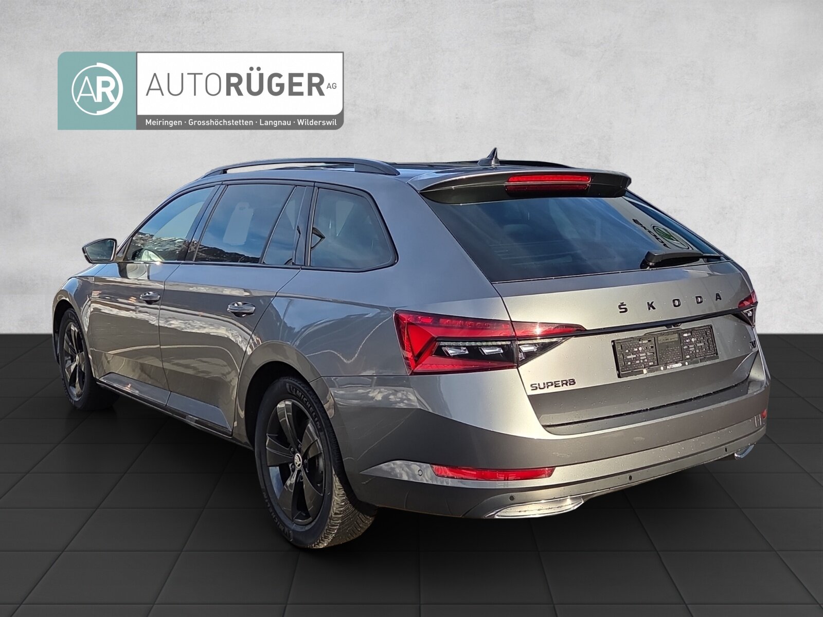 SKODA Superb 1.4 TSI Sport Line PHEV DSG, Plug-in-Hybrid Benzina/Elettrica, Occasioni / Usate, Automatico - 4