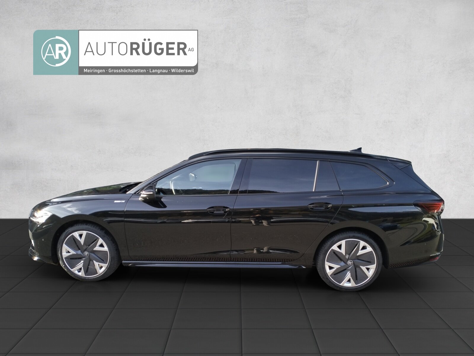 SKODA Superb Combi 2.0 TDi Sportline 4x4 DSG, Diesel, Occasioni / Usate, Automatico - 3
