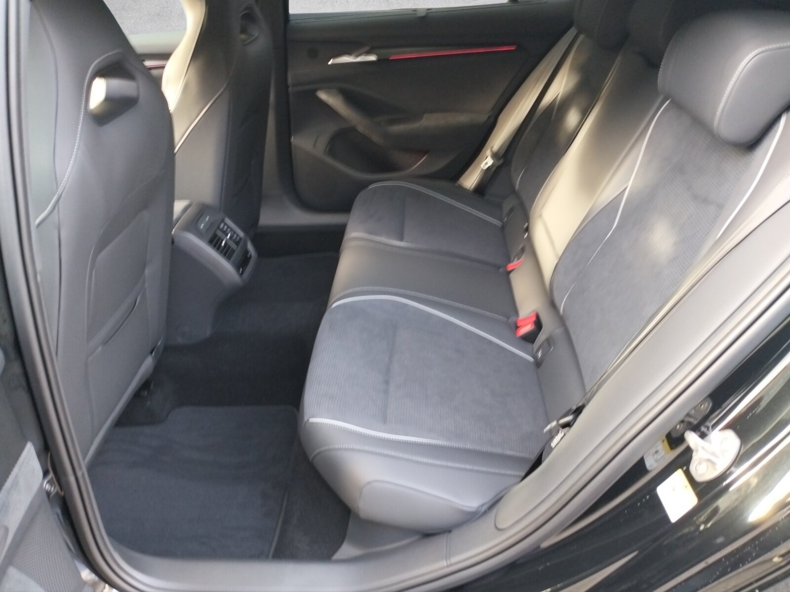 SKODA Superb Combi 2.0 TDi Sportline 4x4 DSG, Diesel, Occasioni / Usate, Automatico - 7